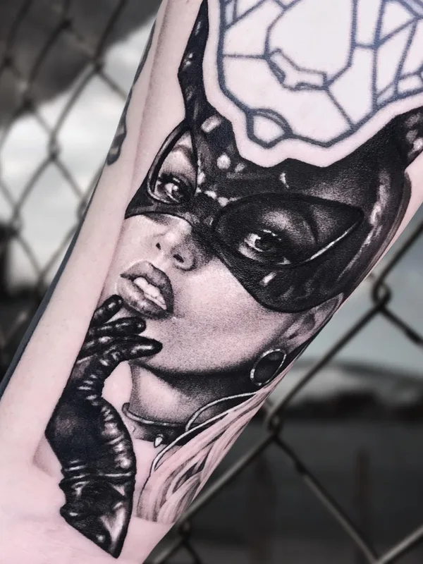 female black and grey realism Tatuaggio su forearm #48742 | Tatuatore Артём Чеканин