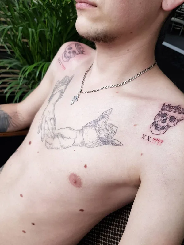 male black and grey sketch Tatuaggio su chest #48799 | Tatuatore Юлия