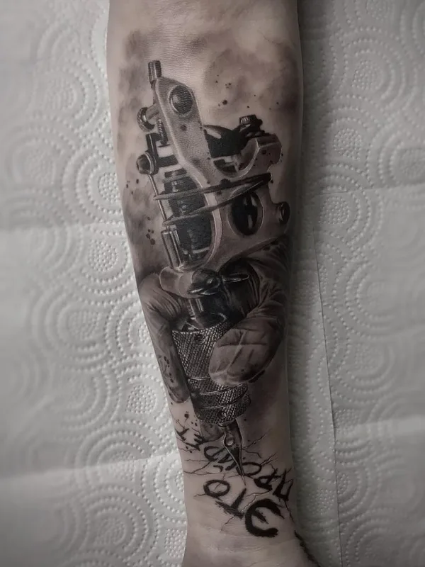 black and grey realism Tatuagem em forearm #52146 | Tatuador Дмитрий Степаненко