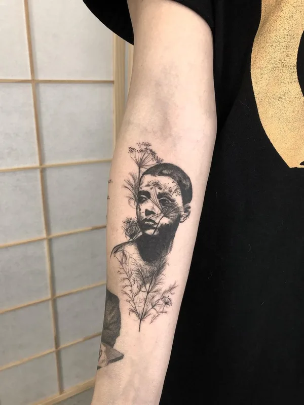 black and grey realism tatuaje en forearm #53229 | Tatuador Jerome