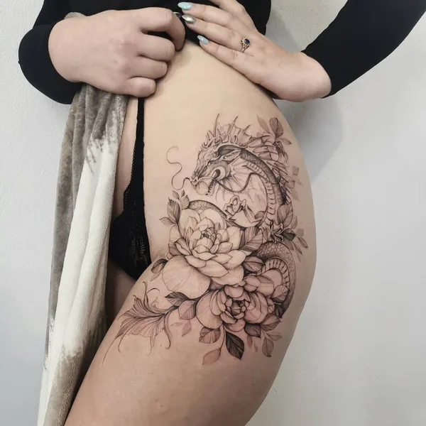 Graphic tattoo by Dorota Masalska in Gdańsk