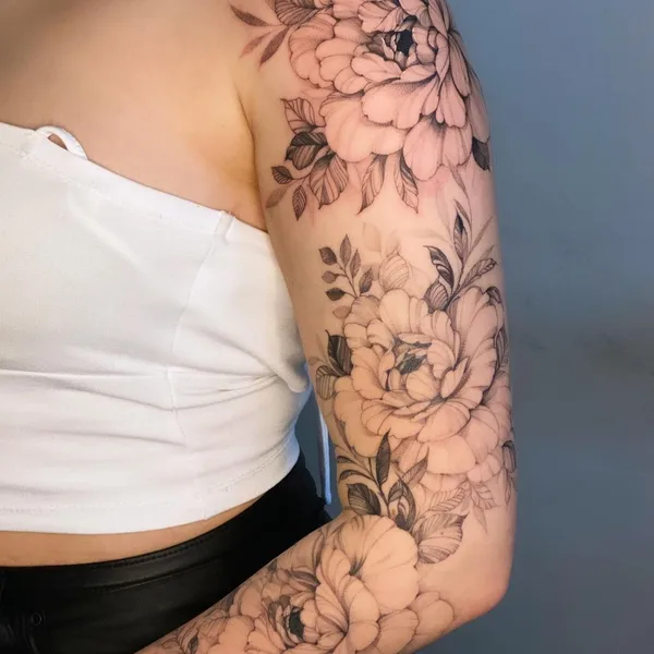 Graphic tattoo by Dorota Masalska in Gdańsk