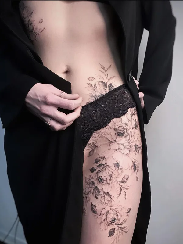 Graphic tattoo by Dorota Masalska in Gdańsk