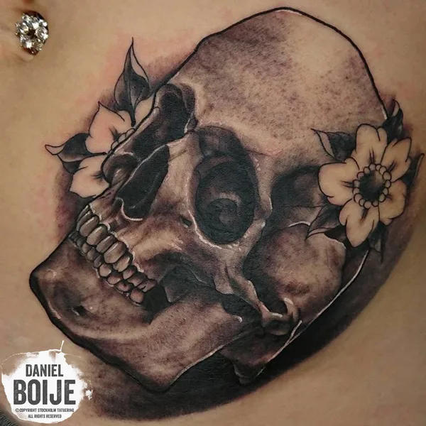 Файнлайн tattoo by Stockholm Tatuering in Stockholm