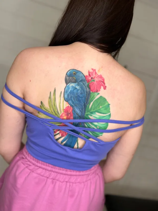 female color illustrative Tatuaggio su upper back #71402 | Tatuatore Ксюша Криг