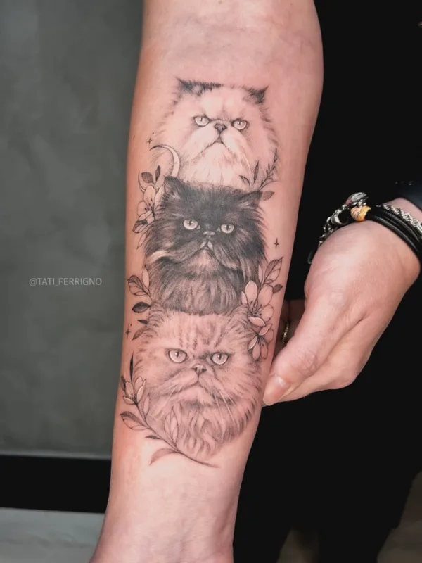 black and grey realism татуировка на forearm #71451 | Тату мастер Tati Ferrigno
