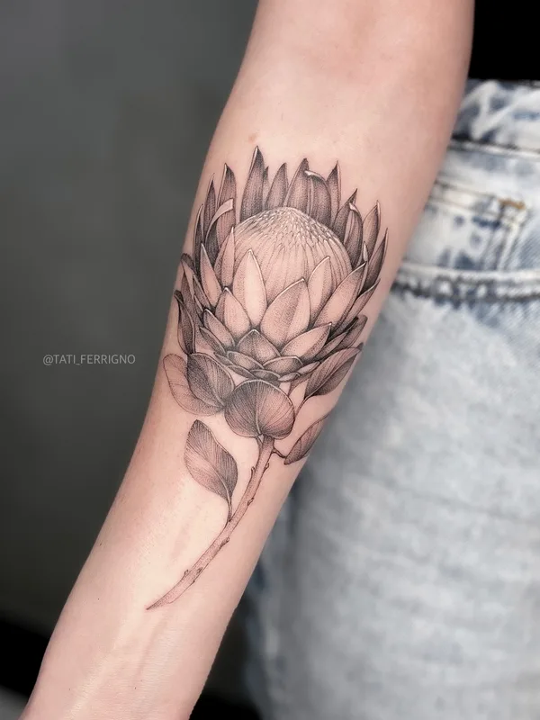 black and grey black and grey татуировка на forearm #71458 | Тату мастер Tati Ferrigno