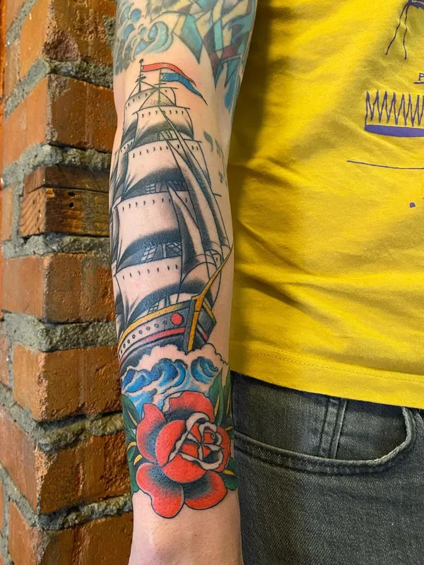 color old school Tatuagem em forearm #57352 | Tatuador Whispering Danny