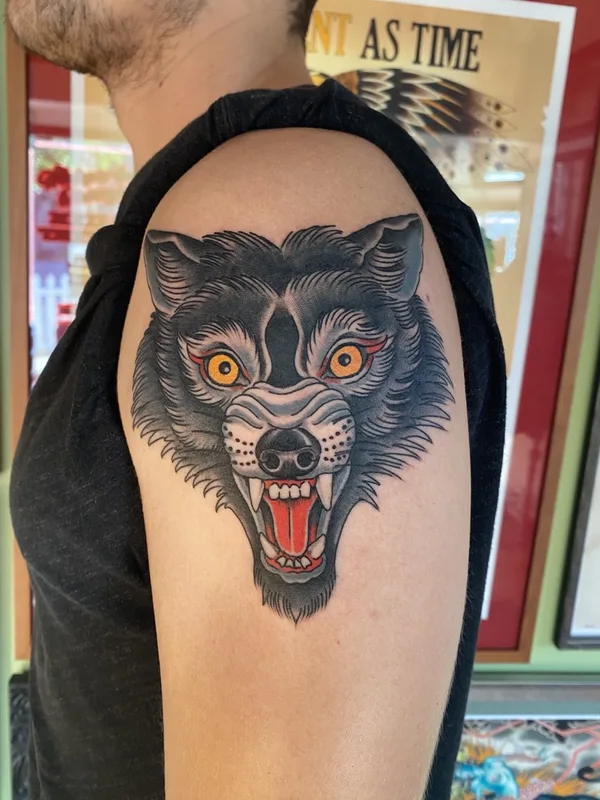 male color traditional Tatuagem em shoulder #57353 | Tatuador Whispering Danny