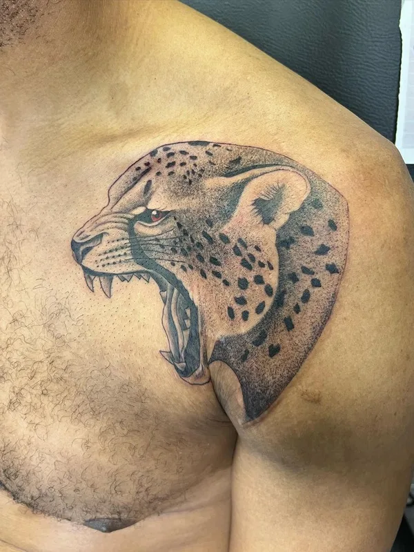 male black and grey realism Tatuaggio su shoulder #57369 | Tatuatore Kamberly Ledford