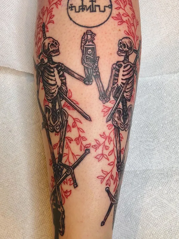 color blackwork Tatuaggio su calf #57377 | Tatuatore Courtney Ann Schmidt