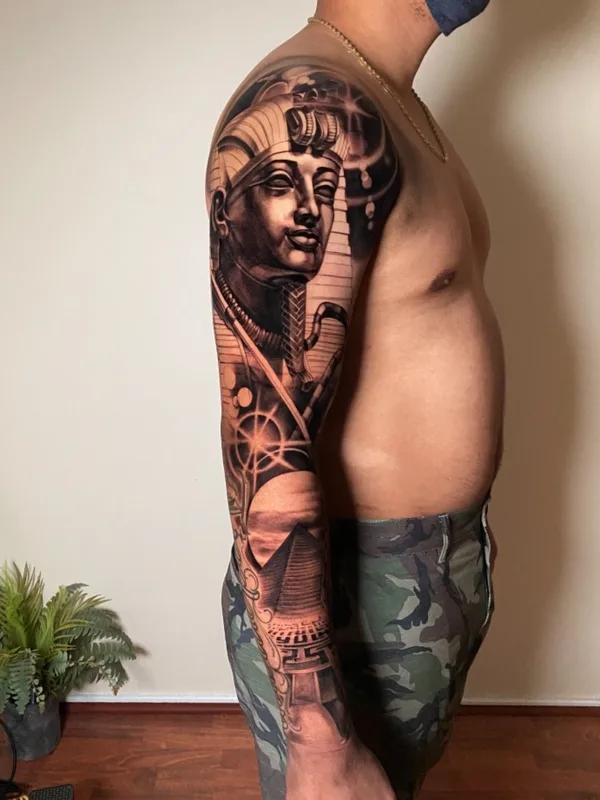 male black and grey realism Tatuagem em full sleeve #41907 | Tatuador Christina Choi
