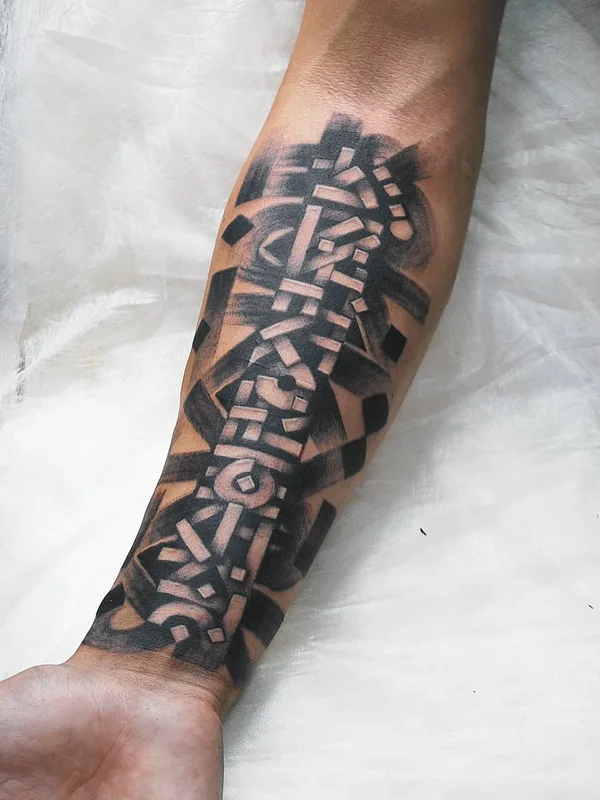 black and grey abstract tattoo auf forearm #34065 | Tätowierer Nikita Zudov