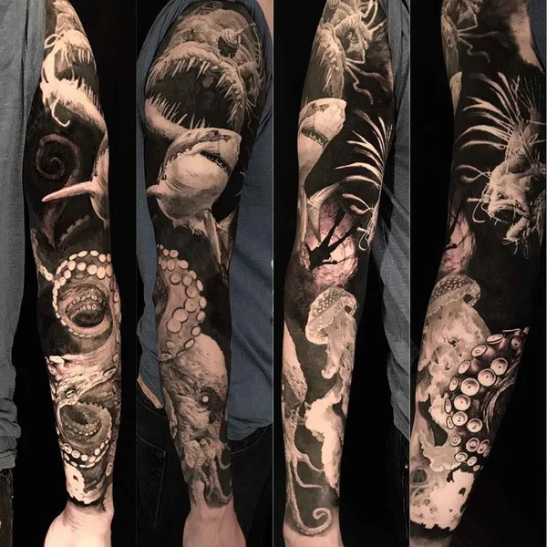Реализм tattoo by Deran Hall