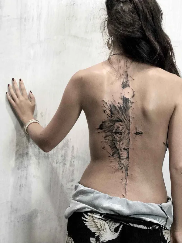 female black and grey sketch 타투 부위 upper back #12435 | 타투이스트 Lincoln Lima