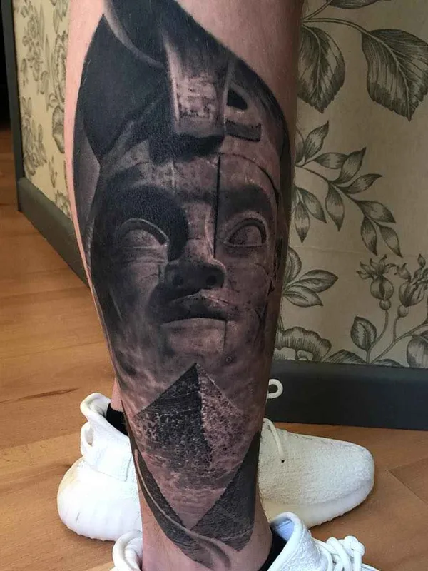 black and grey realism татуировка на calf #12967 | Тату мастер Owen Paulls