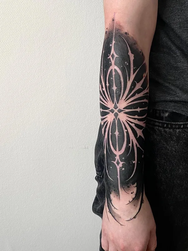 black blackwork 타투 부위 forearm #48921 | 타투이스트 Дора Ларина