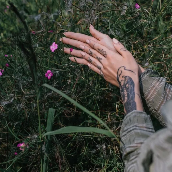 Graphic tattoo by Дора Ларина  in Нижний Новгород