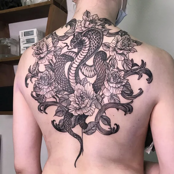 Graphic tattoo by Дора Ларина  in Нижний Новгород