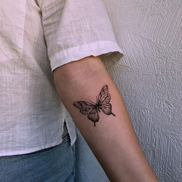 Graphic tattoo by Ксения Мишукова in Нижний Новгород