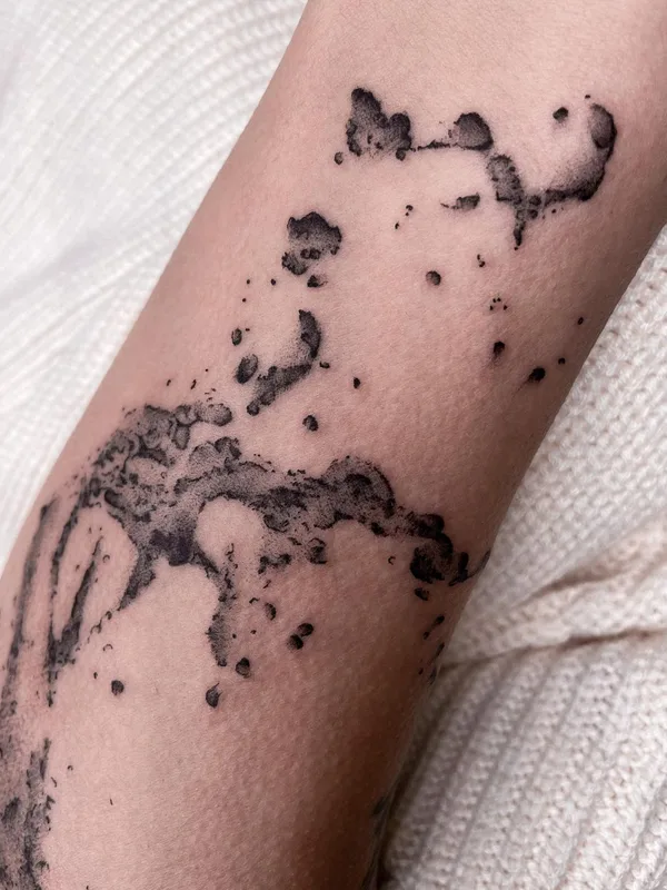 black abstract 타투 부위 forearm #49001 | 타투이스트 Anastasia tattooer