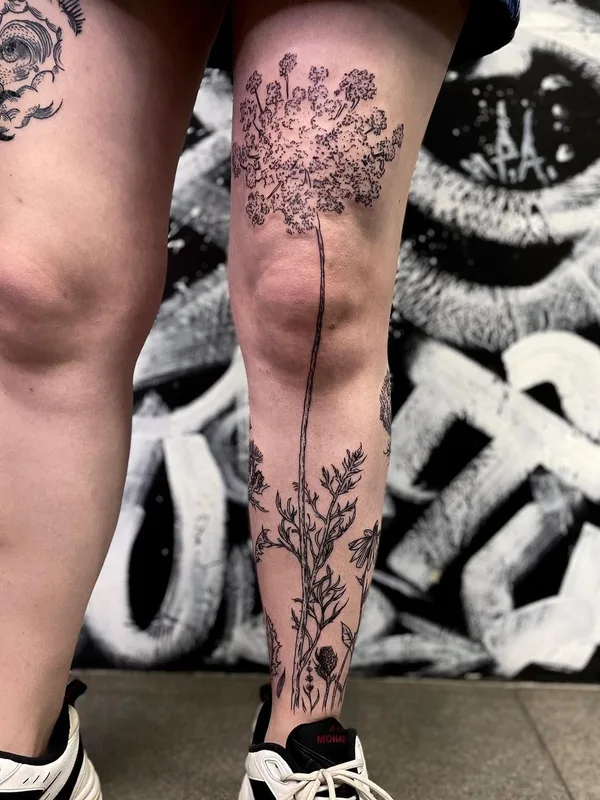 black linework Tatuaggio su calf #52182 | Tatuatore Савелий Шустовъ