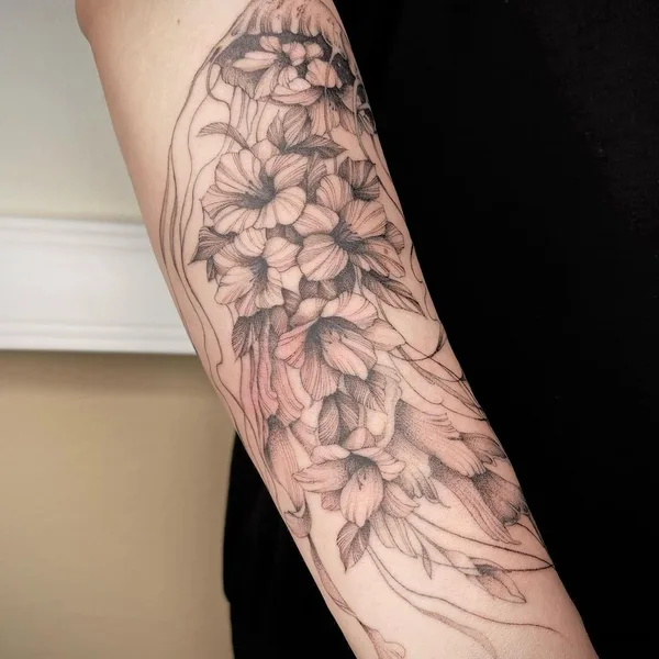Graphic tattoo by Ксения Антонова in Липецк