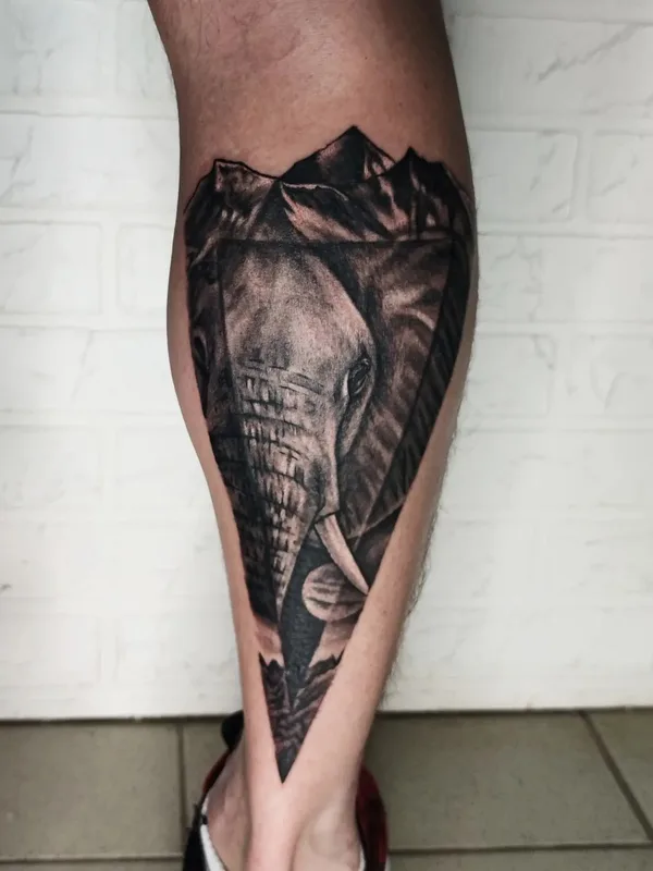 black and grey realism татуировка на calf #52221 | Тату мастер Евгений Мич