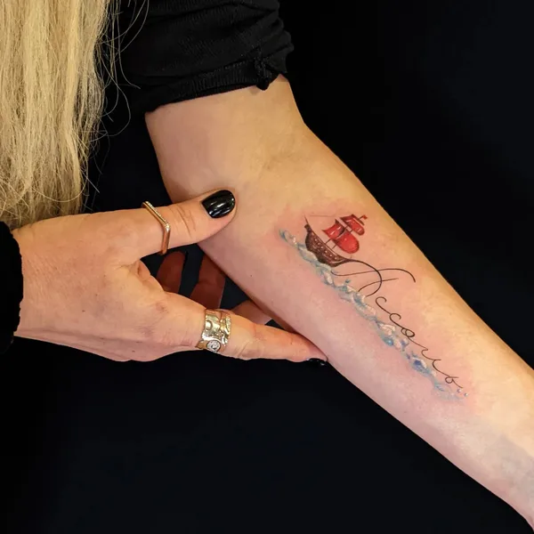 Graphic tattoo by Марина Филимоненко in Тамбов
