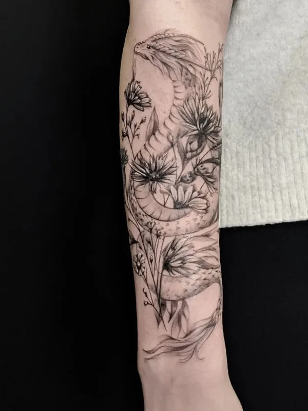 black and grey black and grey tatuaje en forearm #52263 | Tatuador Марина Филимоненко