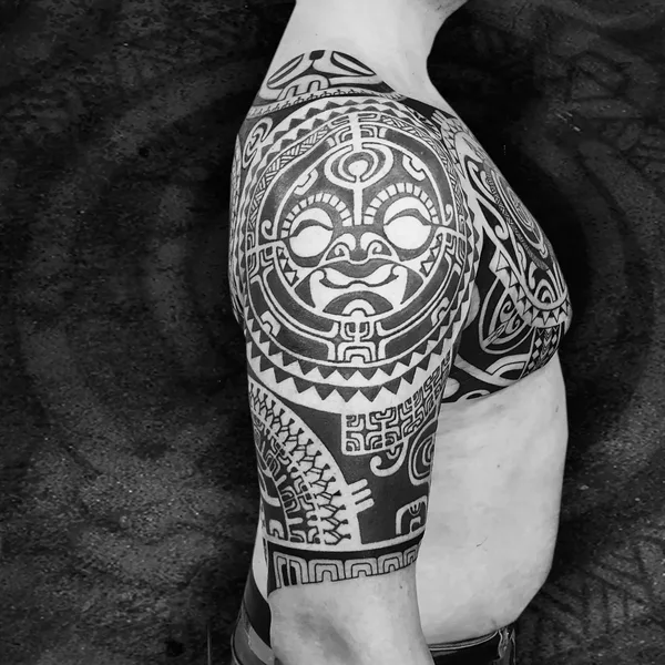 Polynesian tattoo by Марина Мандарин in Нижнекамск