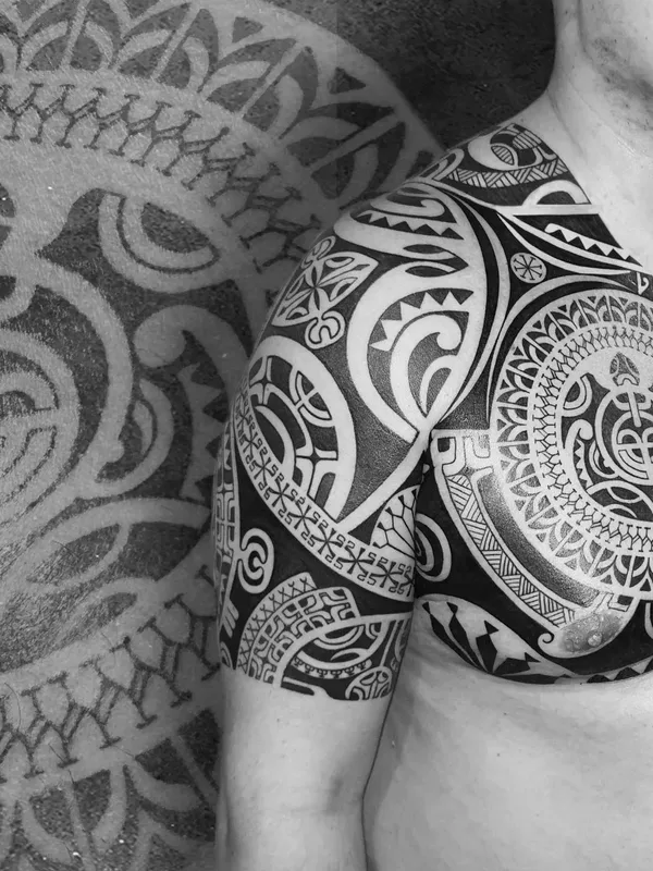 male black and grey tribal tattoo on chest #53818 | Tattoo Artist Марина Мандарин