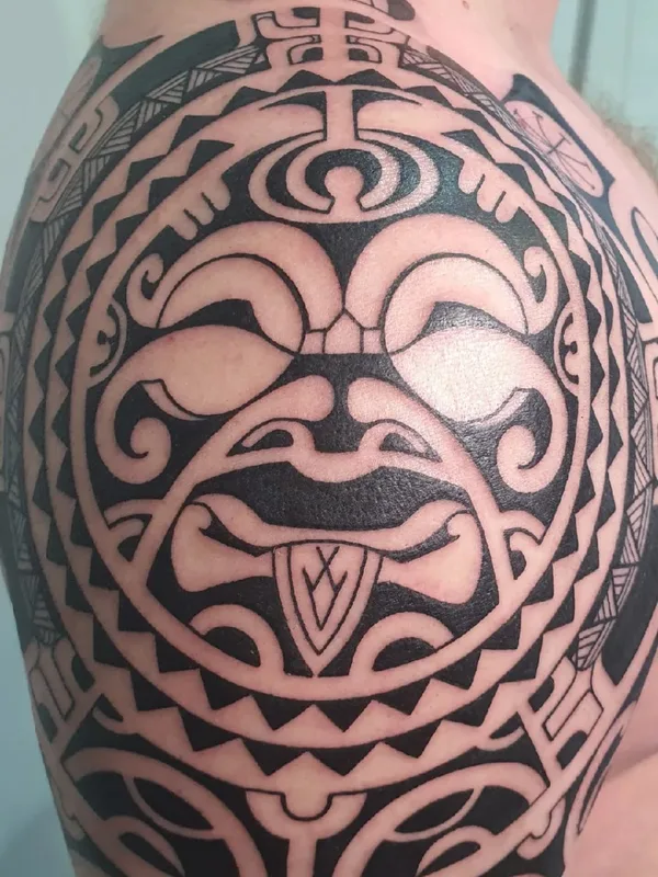 male black tribal tattoo on shoulder #53820 | Tattoo Artist Марина Мандарин