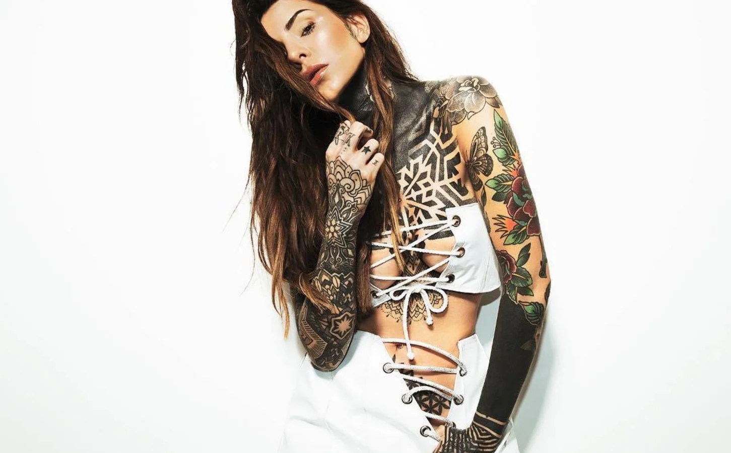 12 hottest photos of Argentinian tattooed girl Mar&iacute;a Candelaria Tinelli