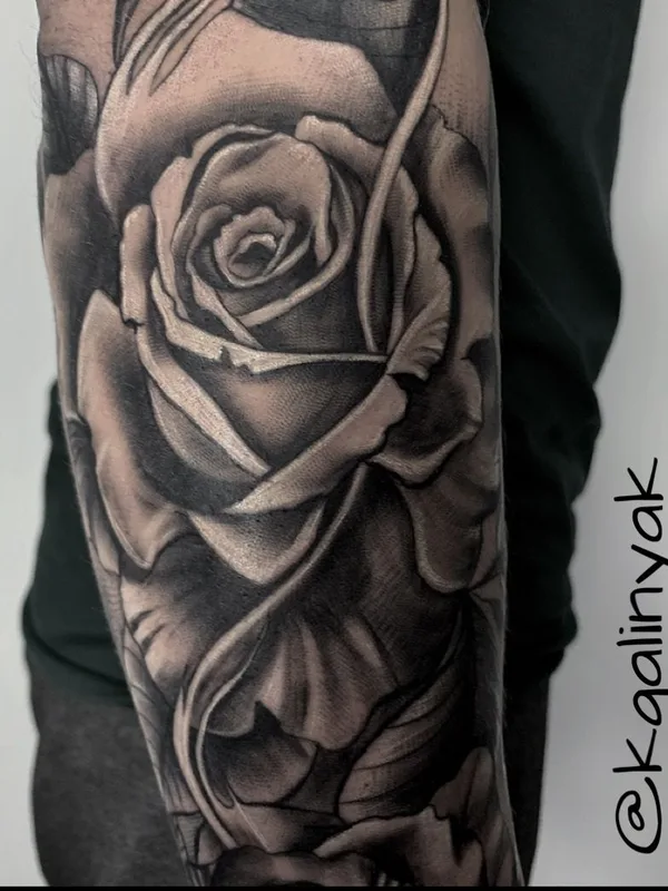 black and grey realism татуировка на forearm #36839 | Тату мастер Галиняк Оксана 
