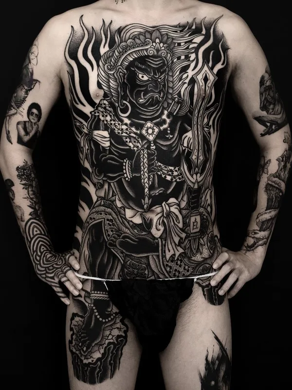 male black japanese tattoo auf full body #57427 | Tätowierer Dino