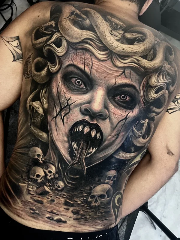black and grey realism Tatuagem em full back #73904 | Tatuador Leonardo Gonzalez