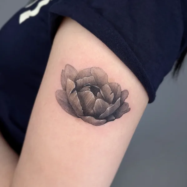 Micro Realism tattoo by Gyan in Seoul