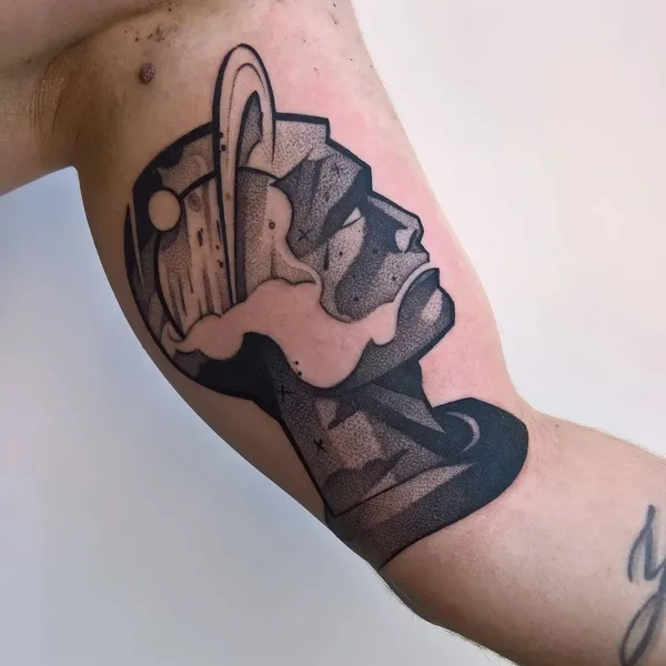 engraving tattoo by Krzysztof Futro in Warsaw