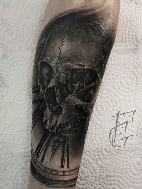 black and grey black and grey татуировка на forearm #11232 | Тату мастер Глеб Фурсов