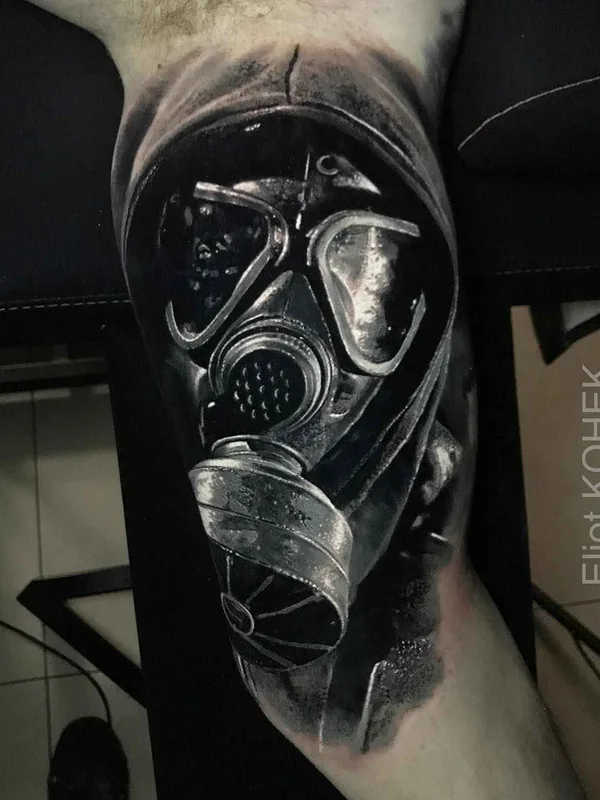 black and grey realism Tatuaggio su forearm #16525 | Tatuatore Eliot Kohek