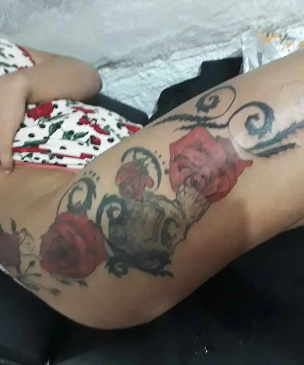 female color neo traditional Tatuagem em thigh #16693 | Tatuador Patrícia Yutaka