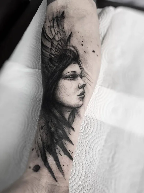 female black blackwork tatouage sur forearm #27551 | Artiste tatoueur Paulo Reis