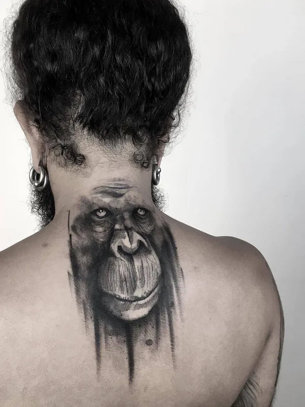 black and grey realism tatouage sur upper back #27559 | Artiste tatoueur Paulo Reis