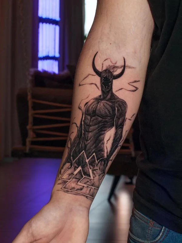 black and grey blackwork татуировка на forearm #49060 | Тату мастер Вася Чех