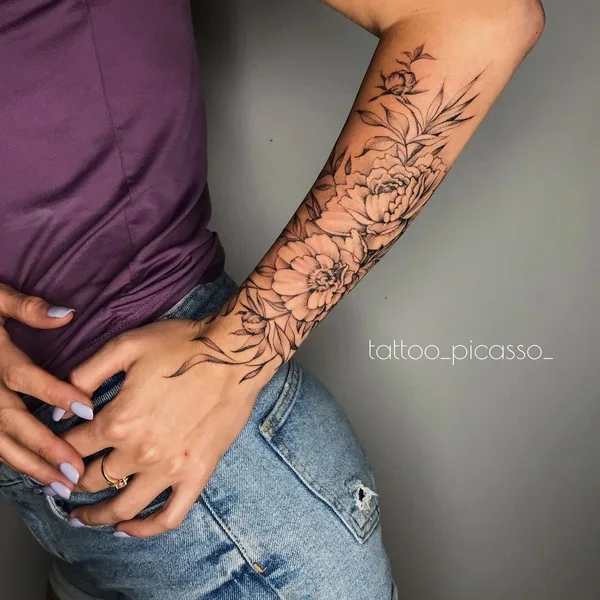 Graphic tattoo by Александр Яворский in Краснодар