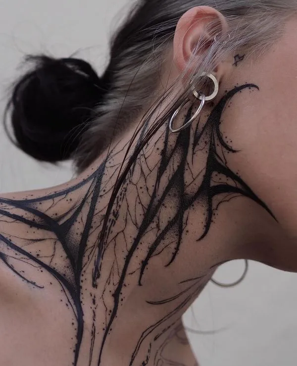 female black blackwork tatuaje en neck #63059 | Tatuador ajnatattoos
