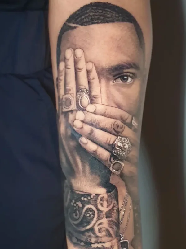 black and grey realism татуировка на forearm #63090 | Тату мастер Bryan Graham Du Rand