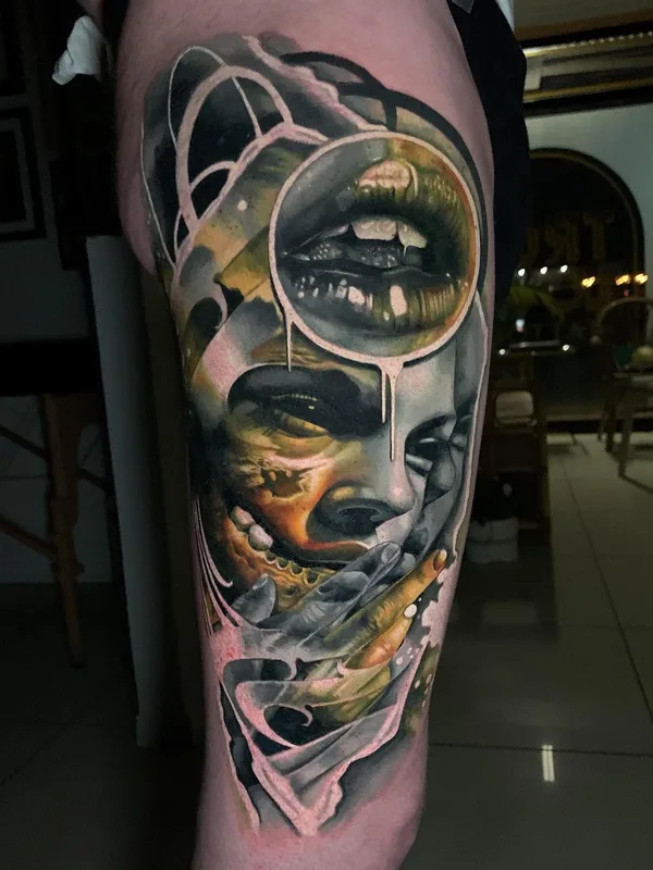color realism татуировка на thigh #63120 | Тату мастер Callum Els