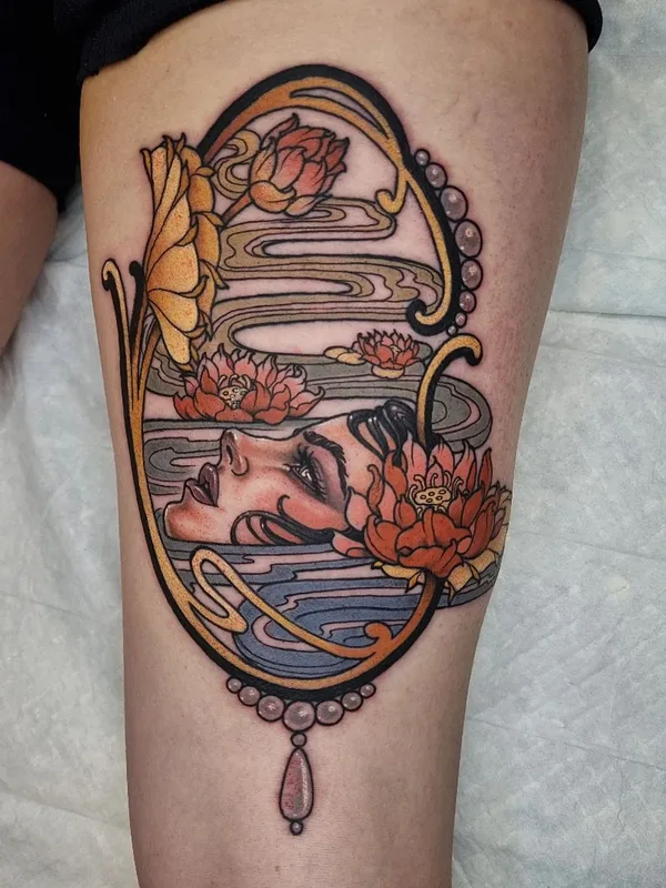 female color art nouveau татуировка на thigh #63121 | Тату мастер Rocio Todisco